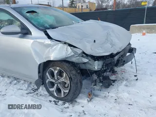 2021 Kia Forte LXS z VIN 3KPF24AD5ME270044, wystawiony jako IAAI lot #41405638 z przebiegiem 82 963 mil mil oraz . Historia ofert i sprzedaży dostępna na DreamBid. Obrazek 6.