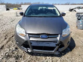 2012 Ford Focus SE with VIN 1FAHP3F26CL300210, listed as a Copart auction lot 50380925 with 161,408 mi miles and Non Repairable. Bid and sale history available at carsss.com. Image 5.