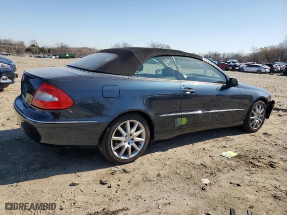 2007 Mercedes-Benz CLK-Class 3.5L with VIN WDBTK56G07T075751, listed as a Copart auction lot 49843685 with 108,376 mi miles and Clean Title. Bid and sale history available at carsss.com. Image 3.