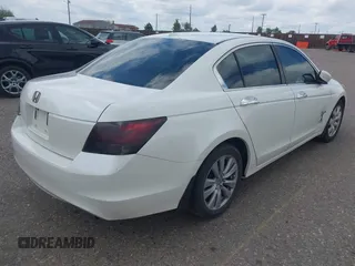 2008 Honda Accord EX-L z VIN 1HGCP368X8A023168, wystawiony jako IAAI lot #42366664 z przebiegiem 249 340 mil mil oraz . Historia ofert i sprzedaży dostępna na DreamBid. Obrazek 4.