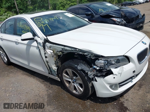 2013 BMW 5 Series 528i xDrive with VIN WBAXH5C58DD113587, listed as a IAAI auction lot 42197848 with 106,085 mi miles and . Bid and sale history available at DreamBid. Image 1.