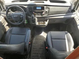2024 Ford Transit Cargo z VIN 1FTBR2X8XRKA11725, wystawiony jako Copart lot #57682345 z przebiegiem 53 975 mil mil oraz Czysty tytuł • Clean title. Historia ofert i sprzedaży dostępna na DreamBid. Obrazek 8.