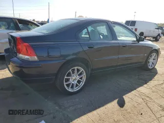 2005 Volvo S60 with VIN YV1RH592752430678, listed as a Copart auction lot 76719624 with 243,726 mi miles and Clean Title. Bid and sale history available at carsss.com. Image 3.