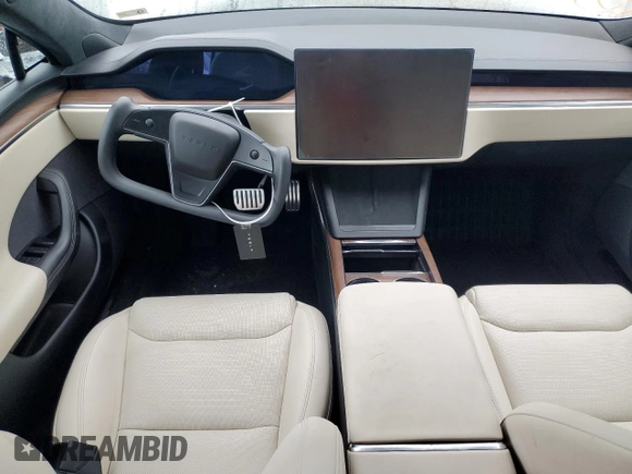 2021 Tesla Model S Long Range z VIN 5YJSA1E5XMF439827, wystawiony jako Copart lot #56117755 z przebiegiem Nie podano mil oraz Szkoda całkowita • Salvage title. Historia ofert i sprzedaży dostępna na DreamBid. Obrazek 8.