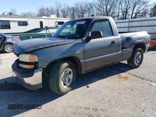 2000 GMC New Sierra 1500 SL with VIN 1GTEC14W6YZ113086, listed as a Copart auction lot 83333234 with 309,827 mi miles and Salvage Title. Bid and sale history available at carsss.com. Image 1.