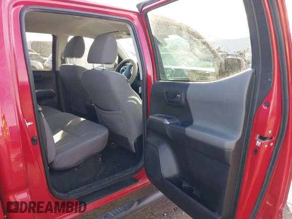 2018 Toyota Tacoma SR with VIN 3TMCZ5AN2JM134145, listed as a IAAI auction lot 41124645 with 61,302 mi miles. Bid and sale history available at carsss.com. Image 8.