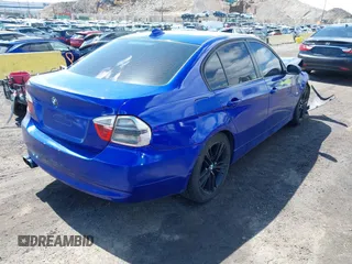 2008 BMW 3 Series 328xi z VIN WBAVC93578K043546, wystawiony jako IAAI lot #41987405 z przebiegiem Nie podano mil oraz . Historia ofert i sprzedaży dostępna na DreamBid. Obrazek 4.