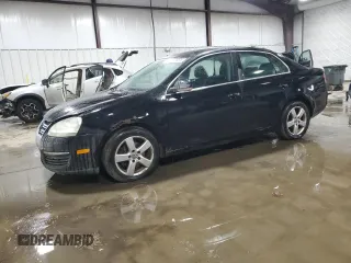 2009 Volkswagen Jetta Sedan SE with VIN 3VWRZ71KX9M037683, listed as a Copart auction lot 45298395 with 168,689 mi miles and Salvage Title. Bid and sale history available at carsss.com. Image 1.