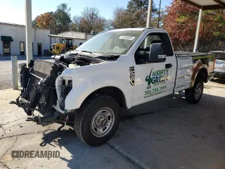 2019 Ford Super Duty F-250 SRW XL with VIN 1FTBF2A63KED22241, listed as a Copart auction lot 81580894 with Not Provided miles and Salvage Title. Bid and sale history available at carsss.com. Image 1.
