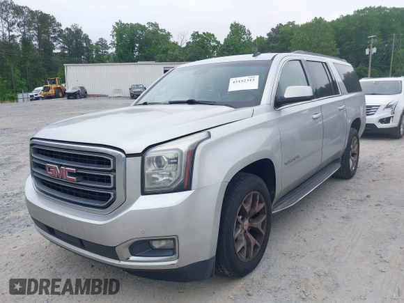 2015 GMC Yukon XL SLT with VIN 1GKS1HKC2FR251672, listed as a IAAI auction lot 42152312 with 232,736 mi miles and . Bid and sale history available at carsss.com. Image 17.