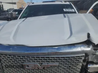 2015 GMC Sierra 2500HD available WiFi Denali with VIN 1GT120E8XFF521875, listed as a Copart auction lot 46704765 with 132,792 mi miles and Salvage Title. Bid and sale history available at carsss.com. Image 12.
