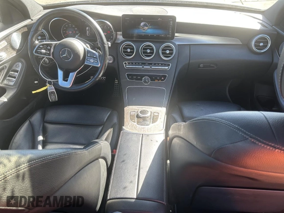2020 Mercedes-Benz C 300 with VIN 55SWF8EB5LU325541, listed as a Copart auction lot 48358355 with 70,592 mi miles and Non Repairable. Bid and sale history available at DreamBid. Image 8.