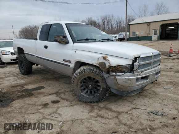 1998 Dodge 2500 with VIN 1B7KF2369WJ237365, listed as a Copart auction lot 46075325 with 139,724 mi miles and Salvage Title. Bid and sale history available at DreamBid. Image 4.
