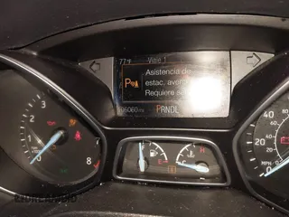 2015 Ford Focus SE with VIN 1FADP3F29FL292655, listed as a IAAI auction lot 41090945 with 106,060 mi miles. Bid and sale history available at carsss.com. Image 7.