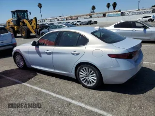 2022 Alfa Romeo Giulia z VIN ZARFAMAN6N7660086, wystawiony jako Copart lot #66881384 z przebiegiem 29 682 mil mil oraz Szkoda całkowita • Salvage title. Historia ofert i sprzedaży dostępna na DreamBid. Obrazek 2.