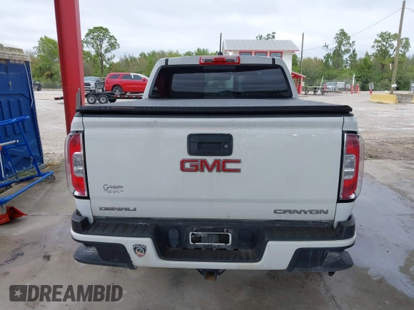 2018 GMC Canyon 4WD Denali with VIN 1GTP6EE16J1171424, listed as a IAAI auction lot 41397106 with 105,922 mi miles. Bid and sale history available at carsss.com. Image 17.