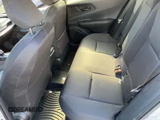 2023 Toyota Prius LE z VIN JTDACAAU1P3001962, wystawiony jako IAAI lot #42424037 z przebiegiem 23 945 mil mil oraz . Historia ofert i sprzedaży dostępna na DreamBid. Obrazek 6.