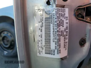 1993 Ford Taurus z VIN 1FACP5216PG197713, wystawiony jako Copart lot #80982424 z przebiegiem 79 330 mil mil oraz Szkoda całkowita • Salvage title. Historia ofert i sprzedaży dostępna na DreamBid. Obrazek 12.