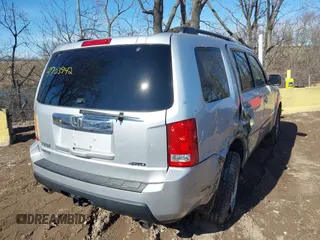2009 Honda Pilot EX with VIN 5FNYF48479B002570, listed as a IAAI auction lot 41703942 with 146,405 mi miles. Bid and sale history available at carsss.com. Image 4.