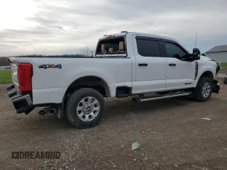 2023 Ford F-250 XL with VIN 1FT7W2BT9PED28983, listed as a Copart auction lot 51587385 with 29,364 mi miles and Salvage Title. Bid and sale history available at DreamBid. Image 3.