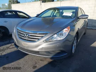 2014 Hyundai Sonata GLS with VIN 5NPEB4AC8EH915091, listed as a IAAI auction lot 41825481 with 58,280 mi miles. Bid and sale history available at carsss.com. Image 2.