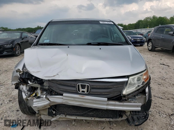 2013 Honda Odyssey LX z VIN 5FNRL5H24DB054216, wystawiony jako Copart lot #59871675 z przebiegiem 103 494 mil mil oraz Czysty tytuł • Clean title. Historia ofert i sprzedaży dostępna na DreamBid. Obrazek 5.