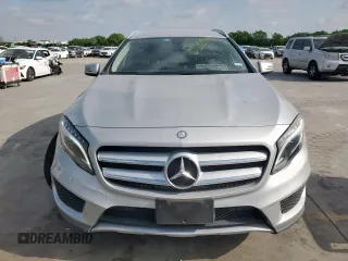 2015 Mercedes-Benz GLA 250 z VIN WDCTG4EB4FJ139975, wystawiony jako Copart lot #52929485 z przebiegiem 54 104 mil mil oraz Szkoda całkowita • Salvage title. Historia ofert i sprzedaży dostępna na DreamBid. Obrazek 5.