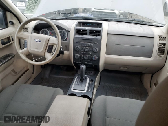 2009 Ford Escape XLS z VIN 1FMCU92759KB19563, wystawiony jako Copart lot #86012594 z przebiegiem 98 615 mil mil oraz Czysty tytuł • Clean title. Historia ofert i sprzedaży dostępna na DreamBid. Obrazek 8.