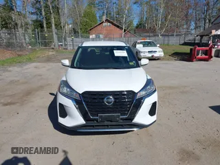 2021 Nissan Kicks SV z VIN 3N1CP5CV9ML485943, wystawiony jako IAAI lot #42121266 z przebiegiem 34 810 mil mil oraz . Historia ofert i sprzedaży dostępna na DreamBid. Obrazek 12.