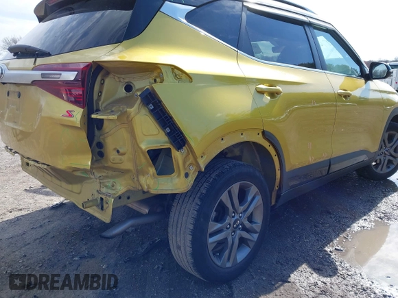 2021 Kia Seltos S with VIN KNDEU2AA7M7123952, listed as a IAAI auction lot 41864994 with 82,413 mi miles and . Bid and sale history available at DreamBid. Image 17.