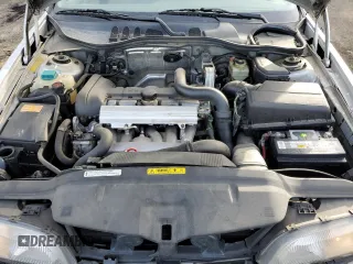 1999 Volvo V70 XC with VIN YV1LZ56D7X2617561, listed as a Copart auction lot 84968394 with 164,035 mi miles and Salvage Title. Bid and sale history available at carsss.com. Image 13.