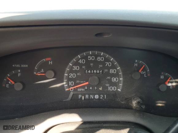 1998 Ford F-150 Standard with VIN 1FTZF1721WKB71971, listed as a Copart auction lot 44221315 with 141,692 mi miles and Clean Title. Bid and sale history available at carsss.com. Image 9.
