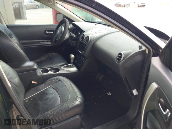 2011 Nissan Rogue SV z VIN JN8AS5MTXBW167258, wystawiony jako IAAI lot #42407984 z przebiegiem 184 878 mil mil oraz . Historia ofert i sprzedaży dostępna na DreamBid. Obrazek 5.
