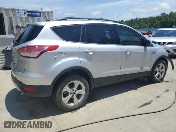 2013 Ford Escape SE z VIN 1FMCU0GX8DUD15126, wystawiony jako Copart lot #58539285 z przebiegiem 71 580 mil mil oraz Szkoda całkowita • Salvage title. Historia ofert i sprzedaży dostępna na DreamBid. Obrazek 3.