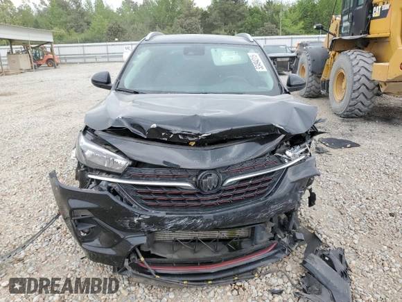 2020 Buick Encore GX Select z VIN KL4MMDSL6LB096756, wystawiony jako Copart lot #53494315 z przebiegiem 109 932 mil mil oraz Szkoda całkowita • Salvage title. Historia ofert i sprzedaży dostępna na DreamBid. Obrazek 5.