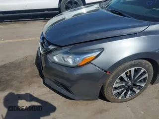 2018 Nissan Altima SR with VIN 1N4AL3AP5JC243138, listed as a IAAI auction lot 41750643 with 123,601 mi miles and . Bid and sale history available at carsss.com. Image 19.