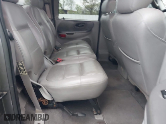 2003 Ford F-150 XLT with VIN 1FTRW08L43KD25506, listed as a IAAI auction lot 41941847 with 1 mi miles. Bid and sale history available at carsss.com. Image 8.