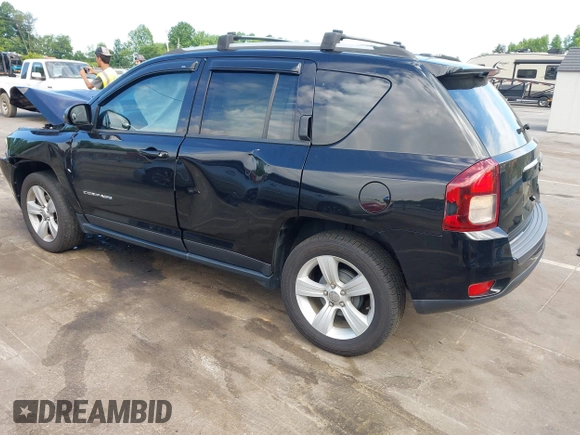2016 Jeep Compass Sport z VIN 1C4NJCBA2GD715553, wystawiony jako IAAI lot #42205109 z przebiegiem 121 353 mil mil oraz . Historia ofert i sprzedaży dostępna na DreamBid. Obrazek 3.