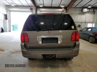 2003 Lincoln Navigator Luxury z VIN 5LMFU28RX3LJ26844, wystawiony jako Copart lot #56039125 z przebiegiem 134 224 mil mil oraz Nie do naprawy • Non repairable. Historia ofert i sprzedaży dostępna na DreamBid. Obrazek 6.