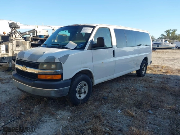 2012 Chevrolet Express Passenger 1LT with VIN 1GAZG1FA3C1128586, listed as a IAAI auction lot 41469668 with 182,658 mi miles. Bid and sale history available at carsss.com. Image 2.