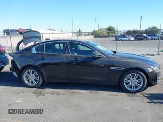 2018 Jaguar XE 25t Premium with VIN SAJAD4FX9JCP29457, listed as a IAAI auction lot 41255109 with 38,419 mi miles. Bid and sale history available at carsss.com. Image 13.