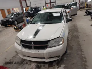 2008 Dodge Avenger SXT with VIN 1B3LC56K98N282097, listed as a IAAI auction lot 41380832 with 220,631 mi miles. Bid and sale history available at carsss.com. Image 12.