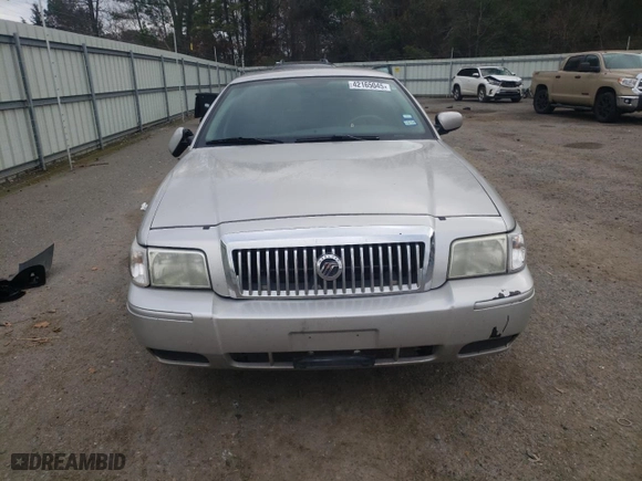 2007 Mercury Grand Marquis GS with VIN 2MEFM74V17X631542, listed as a Copart auction lot 42165045 with 0 mi miles and Clean Title. Bid and sale history available at carsss.com. Image 5.