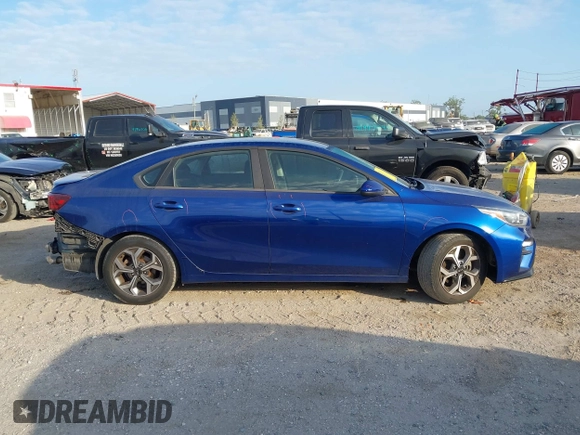 2019 Kia Forte LXS with VIN 3KPF24AD7KE031575, listed as a IAAI auction lot 41970367 with 189,353 mi miles and . Bid and sale history available at carsss.com. Image 14.