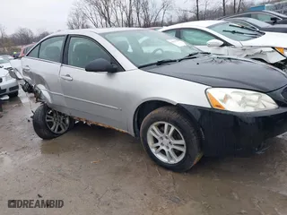 2006 Pontiac G6 6-Cyl with VIN 1G2ZG558364103160, listed as a IAAI auction lot 41997379 with 1 mi miles. Bid and sale history available at carsss.com. Image 13.
