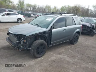 2006 Saturn VUE z VIN 5GZCZ63466S891802, wystawiony jako IAAI lot #42053473 z przebiegiem 133 439 mil mil oraz . Historia ofert i sprzedaży dostępna na DreamBid. Obrazek 2.