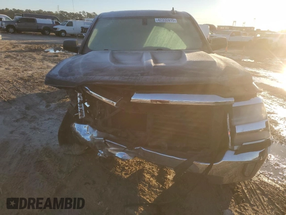 2018 Chevrolet Silverado 1500 LT with VIN 2GCRCREC2J1104100, listed as a Copart auction lot 42332415 with 93,584 mi miles and Salvage Title. Bid and sale history available at DreamBid. Image 5.