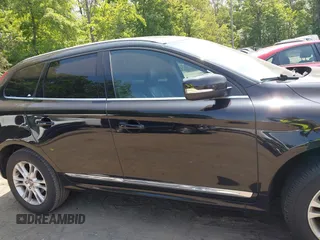 2016 Volvo XC60 T5 Premier с VIN YV4612RK6G2863467, выставлен на аукционе IAAI как лот 42422854 с пробегом 158 669 миль миль и . История ставок и продаж доступна на DreamBid. Изображение 13.