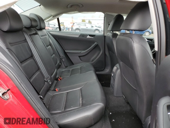 2015 Volkswagen Jetta Sedan 2.0L TDI SEL with VIN 3VWLA7AJ2FM204778, listed as a Copart auction lot 48623105 with 258,619 mi miles and Clean Title. Bid and sale history available at carsss.com. Image 10.