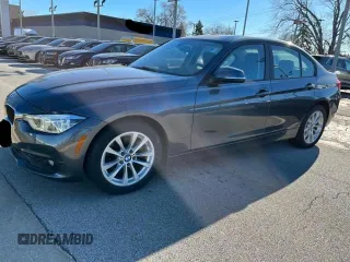 2018 BMW 3 Series 320i xDrive with VIN WBA8E5G54JNU47709, listed as a Copart auction lot 46378385 with 40,647 mi miles and Clean Title. Bid and sale history available at carsss.com. Image 2.